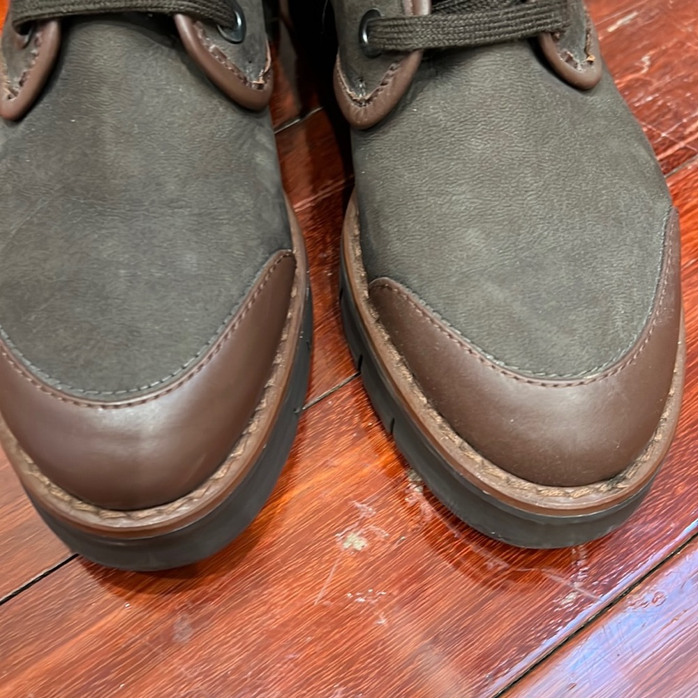 Women’s combat boots